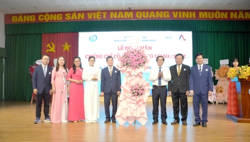 Bệnh viện Đa khoa Thống Nhất trong tỉnh Đồng Nai đón nhận chứng chỉ công nhận Hệ thống quản lý phù hợp tiêu chuẩn ISO 15189:2022